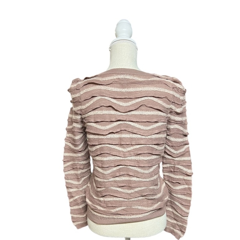 H&M button‎ down sweater - Picture 3 of 3